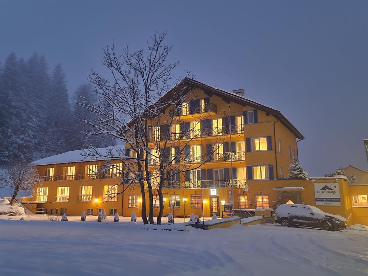 Grischalodge Das Hotel Mit Bergblick Seit 1929 - Schlicht, Preiswert Und Mit Einem Touch Nostalgie Парпан Екстериор снимка